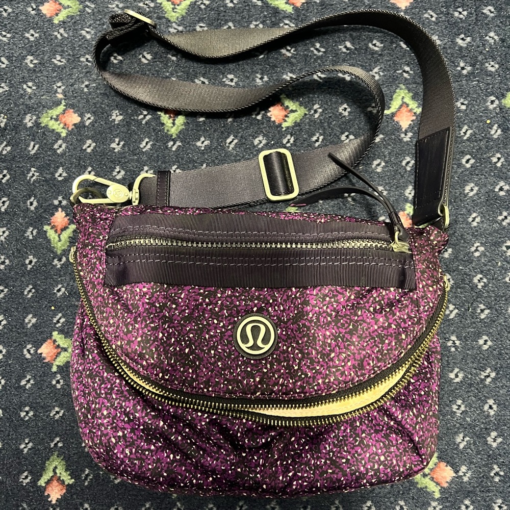 lululemon athletica Purple flashback festival crossbody Bag - Picture 1 of 4